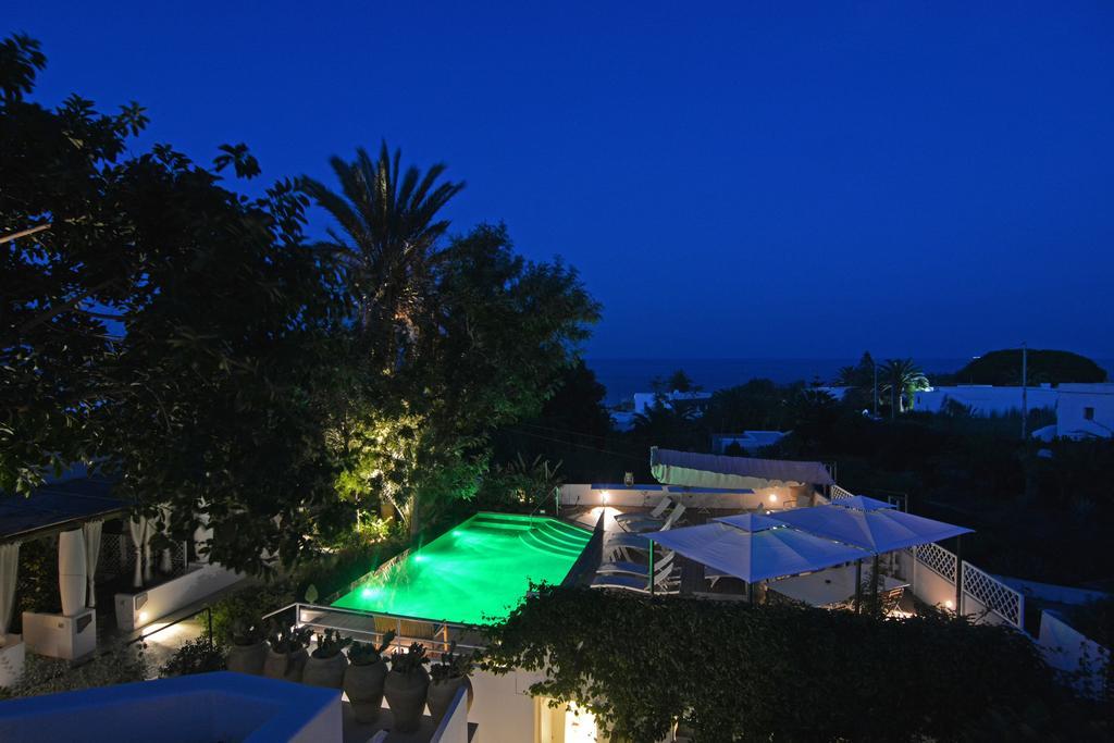 Aparthotel Il Gabbiano Relais In Estrómboli Exterior foto